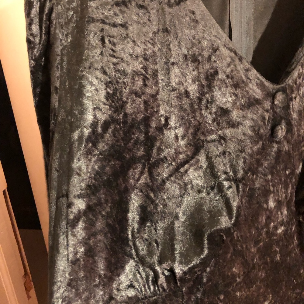 Dress - Picture 4 of 4
